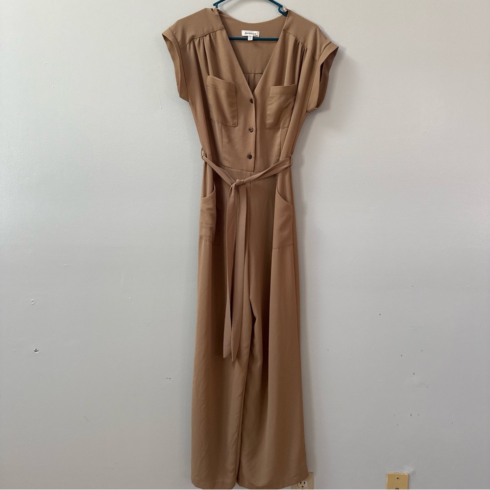 Monteau LA Tan Wide Leg Jumpsuit Womens M Belted Pockets Short Sleeve Minimalist